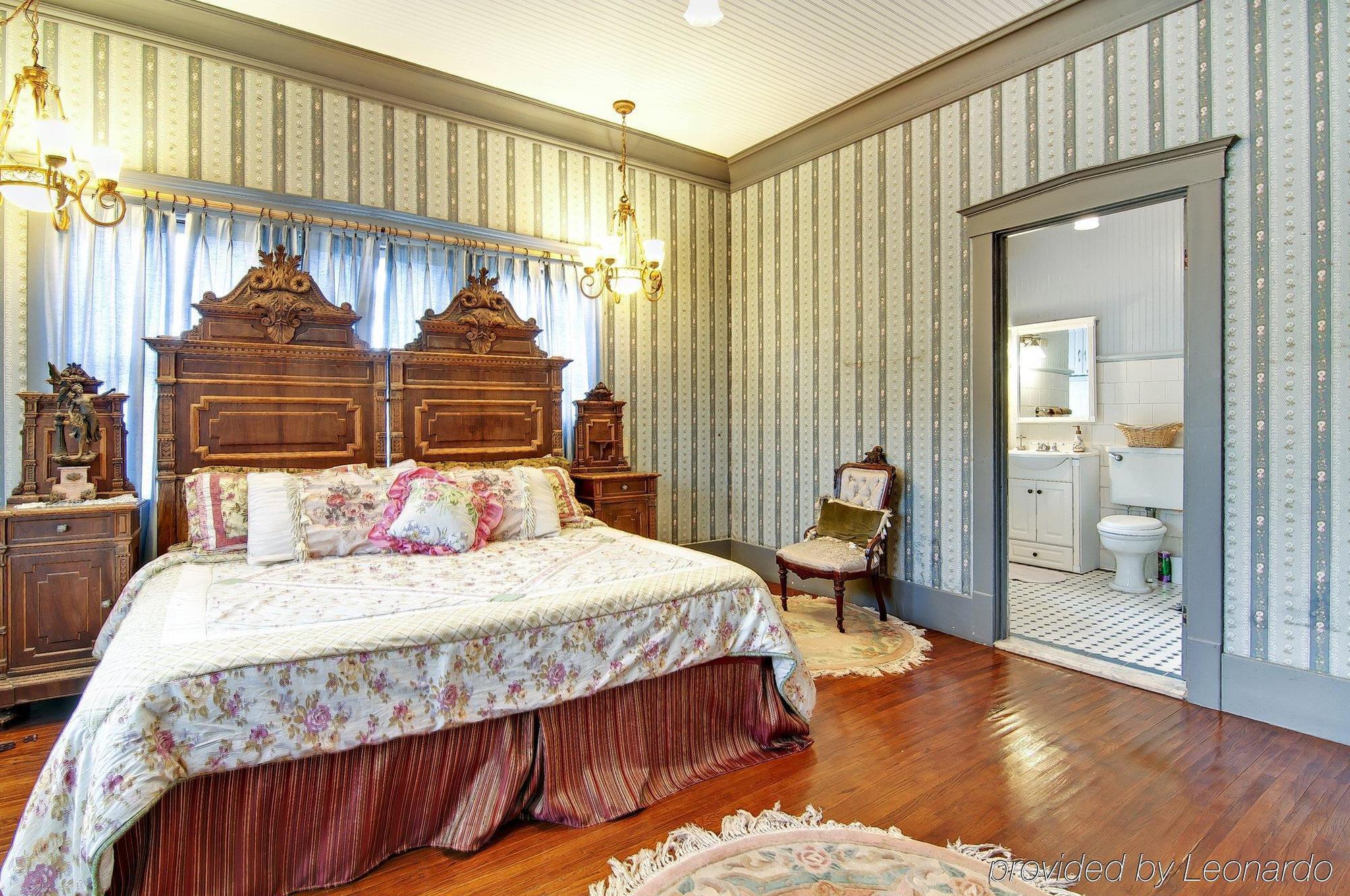 Manoa Valley Inn Honolulu Ngoại thất bức ảnh