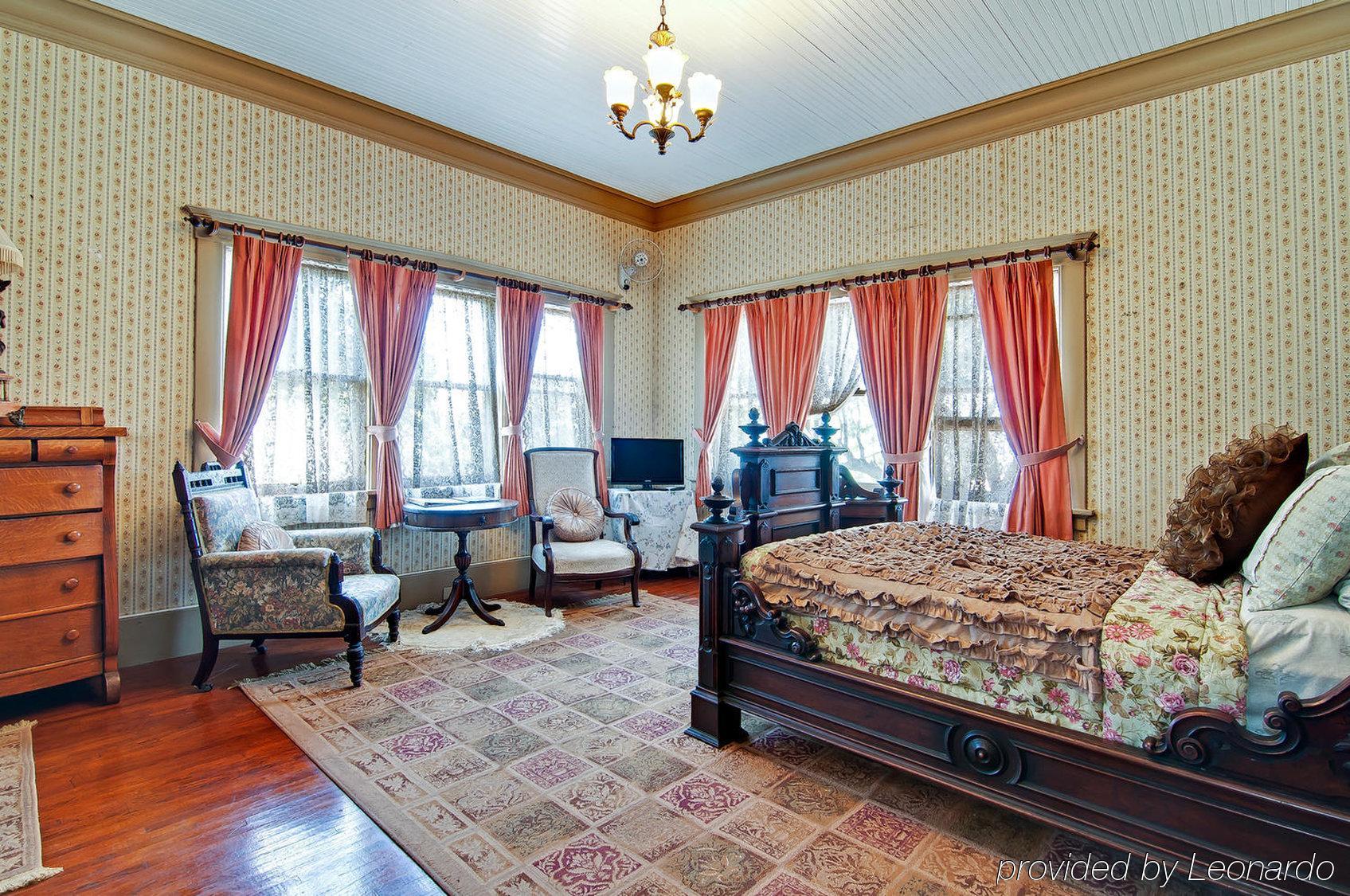 Manoa Valley Inn Honolulu Ngoại thất bức ảnh