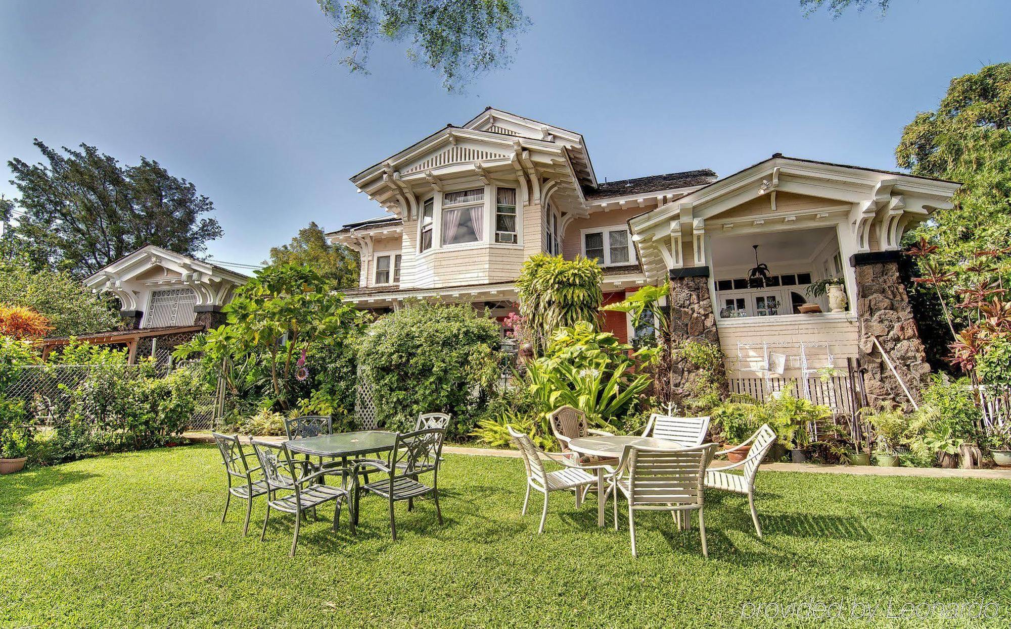 Manoa Valley Inn Honolulu Ngoại thất bức ảnh