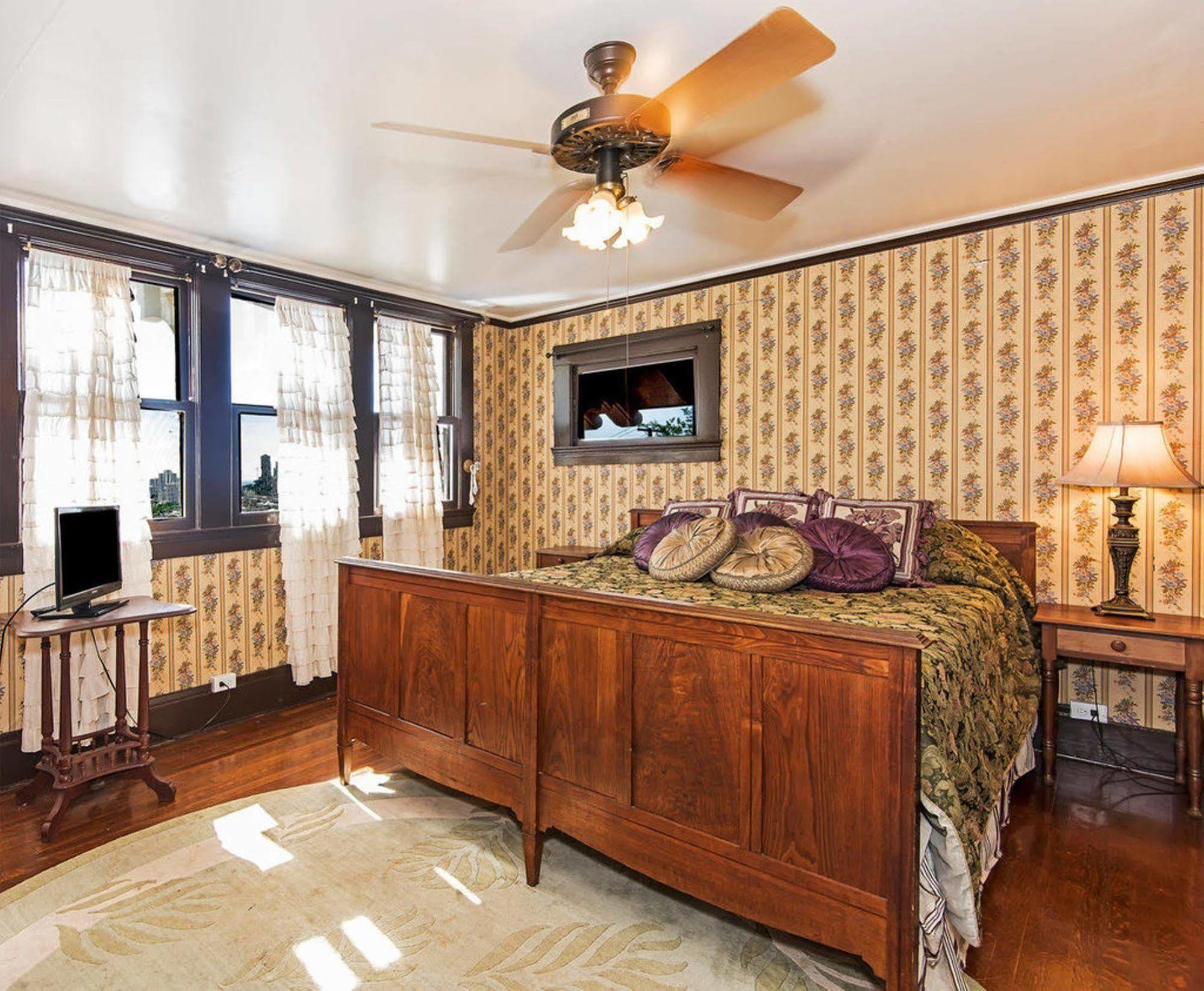 Manoa Valley Inn Honolulu Ngoại thất bức ảnh